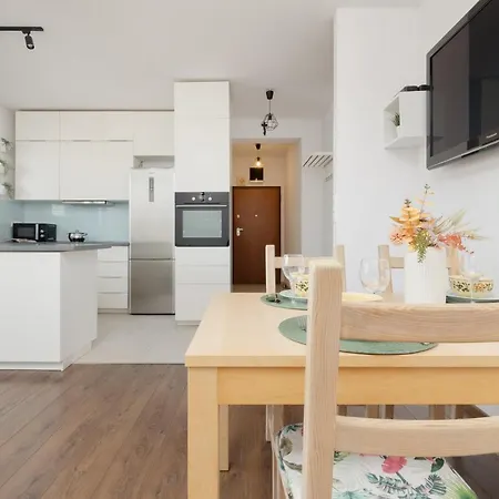Appartamento Spacious Family With Parking & Balcony In Warsaw, Bielany By Renters Varsavia